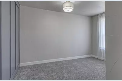 1806 Ashland Street, Oshkosh, WI 54901 - Photo 15