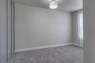 1806 Ashland St, Oshkosh, WI 54901 - Photo 15