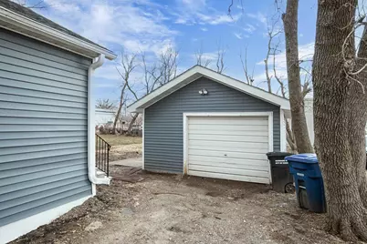 1806 Ashland Street, Oshkosh, WI 54901 - Photo 3