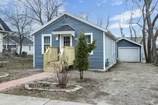 1806 Ashland St, Oshkosh, WI 54901 - Photo 1