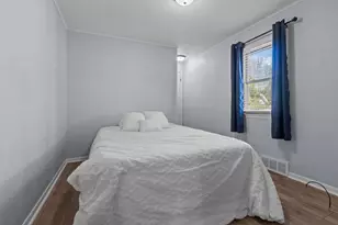 571 Grove St, Neenah, WI 54956 - Photo 3