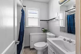 571 Grove St, Neenah, WI 54956 - Photo 7