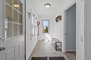 571 Grove St, Neenah, WI 54956 - Photo 19