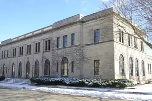 219 Washington Ave, Oshkosh, WI 54901 - Photo 1