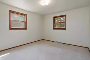 3026 Evergreen Ave, Green Bay, WI 54313 - Photo 17