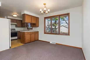 3026 Evergreen Ave, Green Bay, WI 54313 - Photo 3