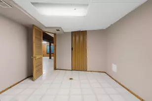 1023 Laverne Dr, Green Bay, WI 54311 - Photo 51