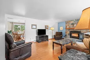 1023 Laverne Dr, Green Bay, WI 54311 - Photo 19