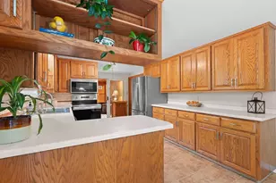 1023 Laverne Dr, Green Bay, WI 54311 - Photo 27