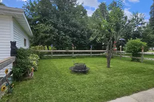 145 Blaine St, Iola, WI 54945 - Photo 3