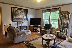 145 Blaine St, Iola, WI 54945 - Photo 7