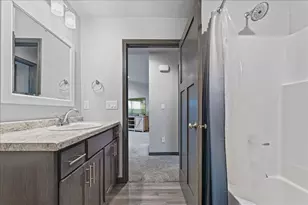 3020 S Weiler Rd, Kaukauna, WI 54130 - Photo 13