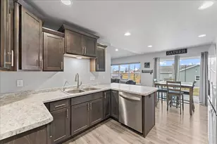 3020 S Weiler Rd, Kaukauna, WI 54130 - Photo 9