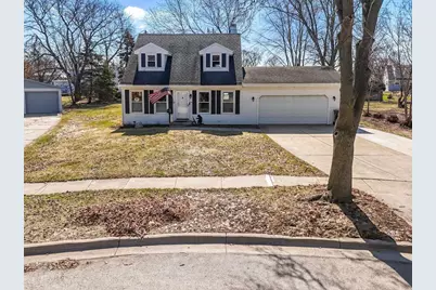915 Twilight Drive, De Pere, WI 54115 - Photo 1