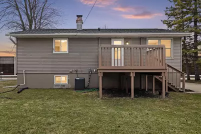 1204 E Park Hills Drive, Appleton, WI 54915 - Photo 7