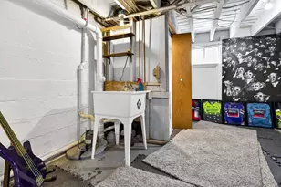 121 S Outagamie St, Appleton, WI 54914 - Photo 29