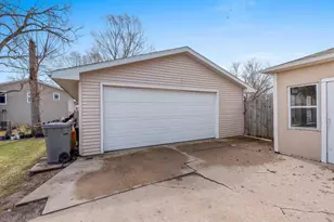 825 1st St, Menasha, WI 54952 - Photo 43