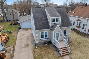 825 1st St, Menasha, WI 54952 - Photo 5