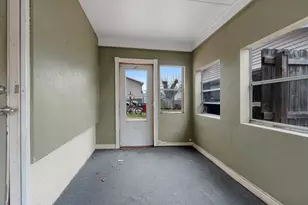 825 1st St, Menasha, WI 54952 - Photo 33