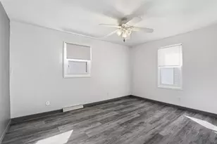 1001 W Grant St, Appleton, WI 54914 - Photo 11