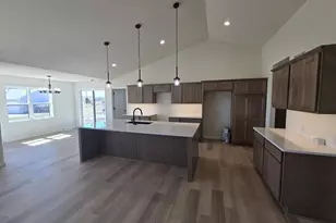 5375 White Cap Ct, Omro, WI 54963 - Photo 7