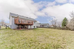 3113 Bellfield Dr, Oshkosh, WI 54904 - Photo 21