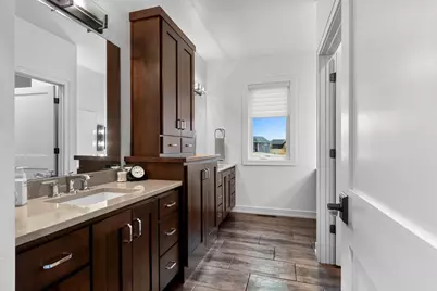 2875 Stone Creek Circle, Suamico, WI 54313 - Photo 51