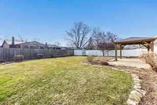 2121 Rose Frances Ct, Green Bay, WI 54311 - Photo 25