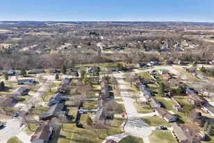 2121 Rose Frances Ct, Green Bay, WI 54311 - Photo 33