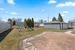 1146 Redwood Ln, Menasha, WI 54952 - Photo 41