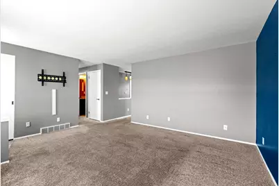 1146 Redwood Lane, Menasha, WI 54952 - Photo 7