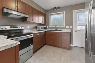 1519 Fairlawn Ave, North Fond du Lac, WI 54937 - Photo 7