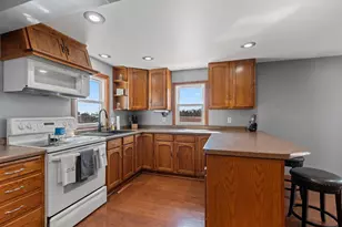 7838 N Brown County Line Rd, Pulaski, WI 54162 - Photo 13