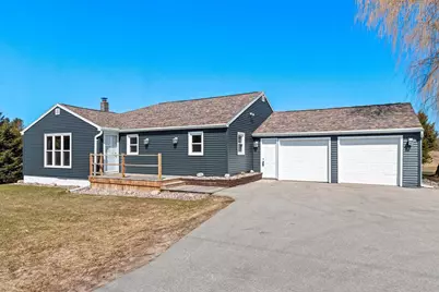 7838 N Brown County Line Road, Pulaski, WI 54162 - Photo 3