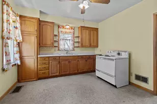 543 State St, Appleton, WI 54911 - Photo 7