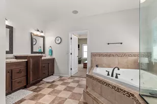 3366 Harbor Bay Rd, Oshkosh, WI 54901 - Photo 31