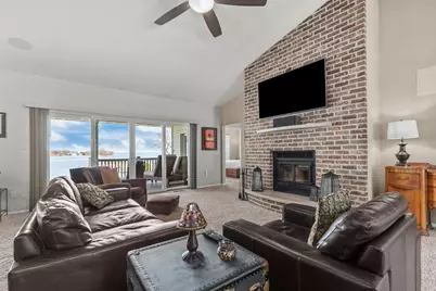 3366 Harbor Bay Road, Oshkosh, WI 54901 - Photo 9