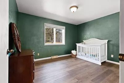 2763 S Memorial Drive, Green Bay, WI 54313 - Photo 21