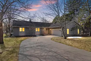 2763 S Memorial Dr, Green Bay, WI 54313 - Photo 41