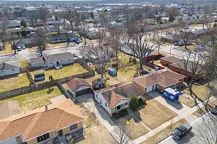 1714 Lilac Ln, Green Bay, WI 54302 - Photo 5