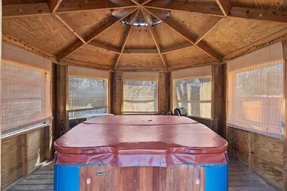 1714 Lilac Lane, Green Bay, WI 54302 - Photo 9