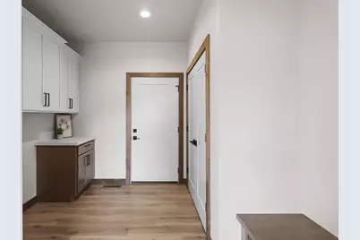 8347 Marlo Avenue, Neenah, WI 54956 - Photo 27