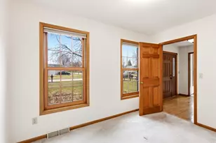 2415 Parkside Dr, Oshkosh, WI 54901 - Photo 25