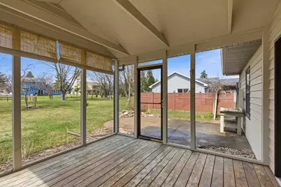 2415 Parkside Drive, Oshkosh, WI 54901 - Photo 19