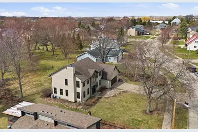 2415 Parkside Drive, Oshkosh, WI 54901 - Photo 53