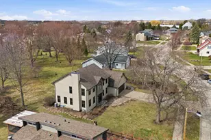 2415 Parkside Dr, Oshkosh, WI 54901 - Photo 53