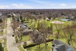 2415 Parkside Dr, Oshkosh, WI 54901 - Photo 51