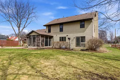 2415 Parkside Drive, Oshkosh, WI 54901 - Photo 59