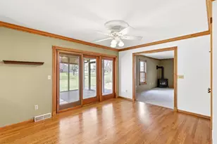 2415 Parkside Dr, Oshkosh, WI 54901 - Photo 21