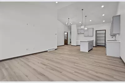 3385 Shawano Avenue, Green Bay, WI 54313 - Photo 15